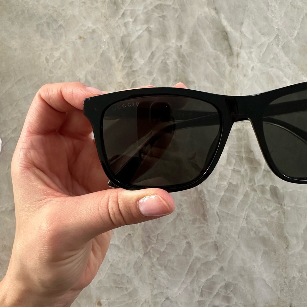 Gucci Sunglasses - Picture 2 of 5